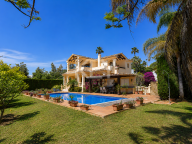 Villa for sale in La Quinta, Benahavis