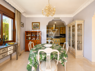 Villa for sale in La Quinta, Benahavis