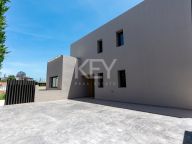 Villa for sale in Cortijo Blanco, San Pedro de Alcantara