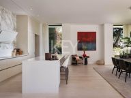 Villa for sale in Benahavis