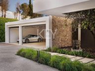 Villa for sale in Benahavis