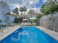 Villa for sale in Marbella - Puerto Banus