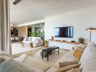 Villa for sale in La Alqueria, Benahavis