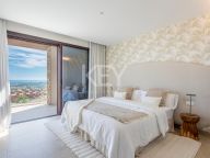 Villa for sale in La Alqueria, Benahavis