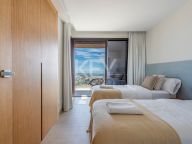 Villa for sale in La Alqueria, Benahavis