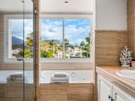 Apartment for sale in Nueva Andalucia