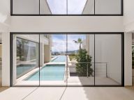 Villa for sale in Benahavis