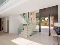 Villa for sale in Benahavis