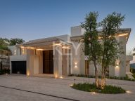 Villa for sale in Benahavis