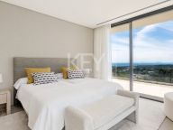 Villa for sale in Benahavis