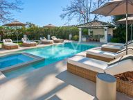 Villa en venta en La Cerquilla, Nueva Andalucia