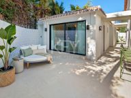 Villa en venta en La Cerquilla, Nueva Andalucia