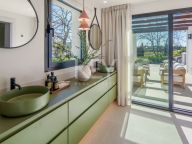 Villa en venta en La Cerquilla, Nueva Andalucia