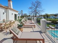 Villa en venta en La Cerquilla, Nueva Andalucia