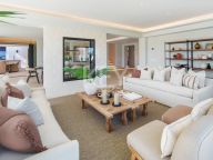 Villa en venta en La Cerquilla, Nueva Andalucia