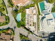 Villa for sale in Los Monteros Playa, Marbella East