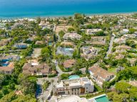 Villa for sale in Los Monteros Playa, Marbella East
