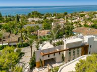 Villa for sale in Los Monteros Playa, Marbella East