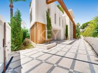 Villa for sale in Los Monteros Playa, Marbella East