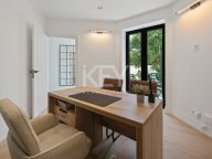 Villa for sale in Estepona East, Estepona