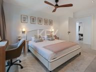 Villa for sale in Estepona East, Estepona