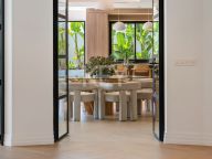 Villa for sale in Estepona East, Estepona