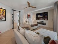Villa for sale in Estepona East, Estepona