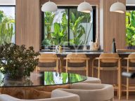 Villa for sale in Estepona East, Estepona