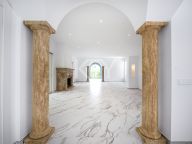 Villa for sale in Los Monteros, Marbella East