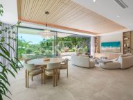 Villa for sale in El Campanario, Estepona