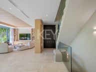 Villa for sale in El Campanario, Estepona