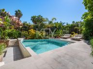 Villa for sale in El Campanario, Estepona