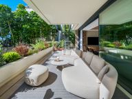 Villa for sale in El Campanario, Estepona