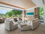 Villa for sale in El Campanario, Estepona