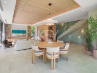 Villa for sale in El Campanario, Estepona