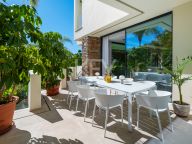 Villa for sale in El Campanario, Estepona