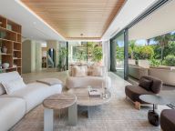 Villa for sale in El Campanario, Estepona