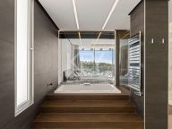 Villa for sale in Los Arqueros, Benahavis