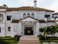 Villa for sale in Los Flamingos, Benahavis