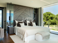 Villa for sale in Monte Mayor, Benahavis