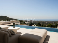 Villa for sale in Monte Mayor, Benahavis