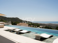 Villa for sale in Monte Mayor, Benahavis