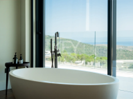 Villa for sale in Monte Mayor, Benahavis