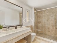 Semi Detached Villa for sale in Marbella East