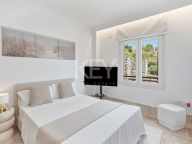 Semi Detached Villa for sale in Marbella East