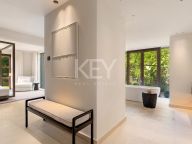 Villa for sale in Nueva Andalucia