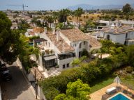 Villa for sale in San Pedro Playa, San Pedro de Alcantara
