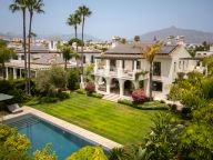 Villa for sale in San Pedro Playa, San Pedro de Alcantara