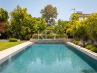 Villa for sale in San Pedro Playa, San Pedro de Alcantara