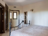 Villa for sale in El Rosario, Marbella East